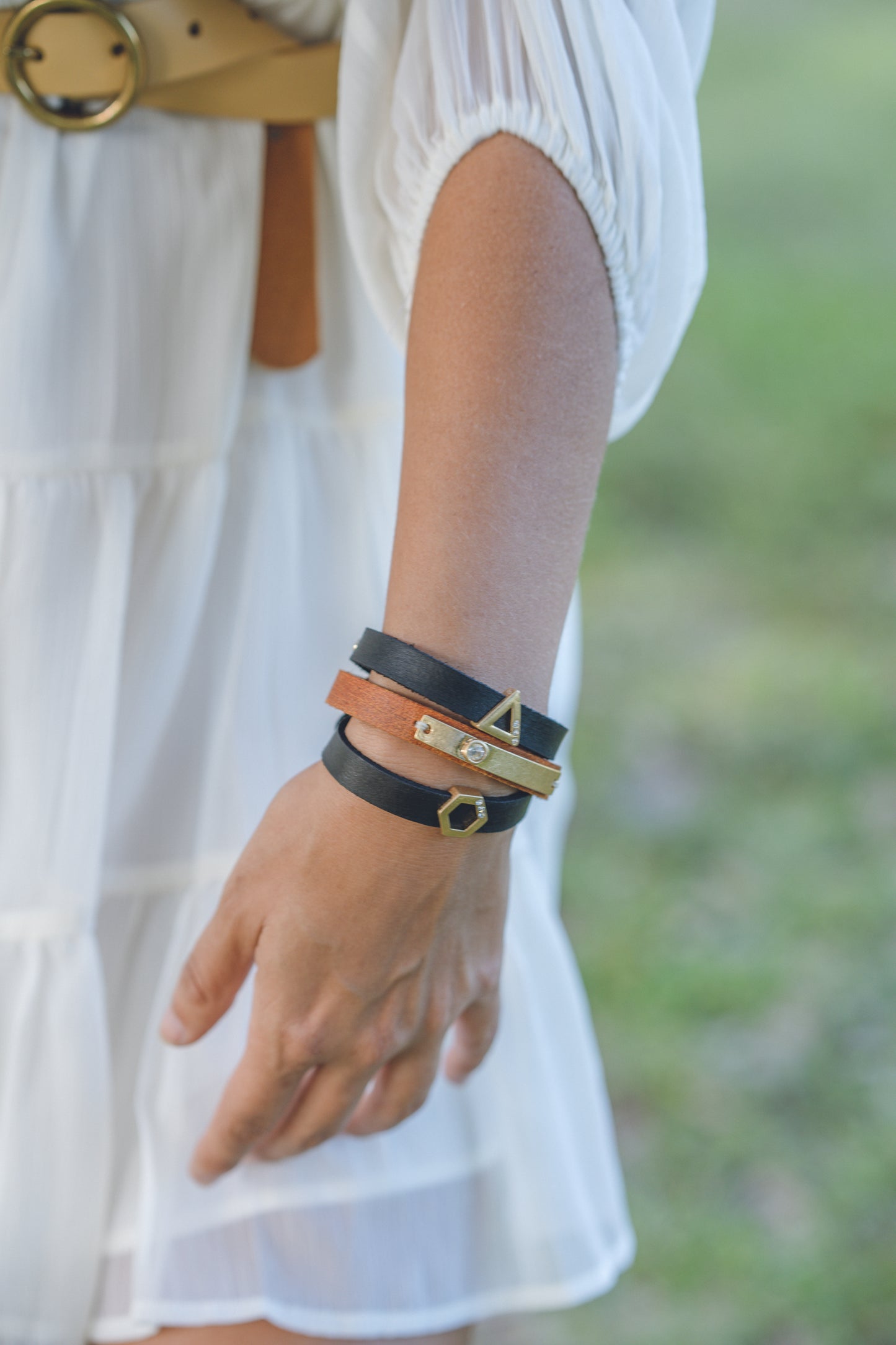 2065 - Golden Hexagon - Wholesale Bracelet - Most Wanted USA