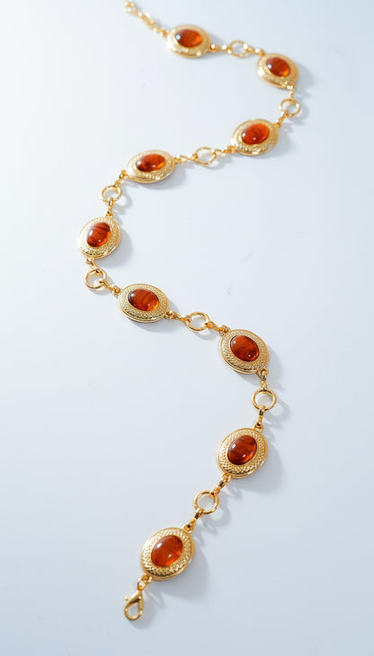 Amber Detail Gold Chain Belt