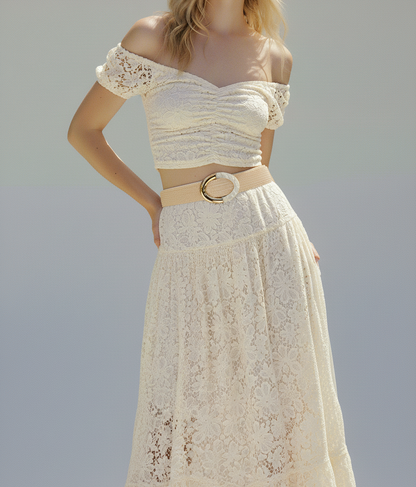 Shiny Two Toned Buckle Raffia Stretch Belt