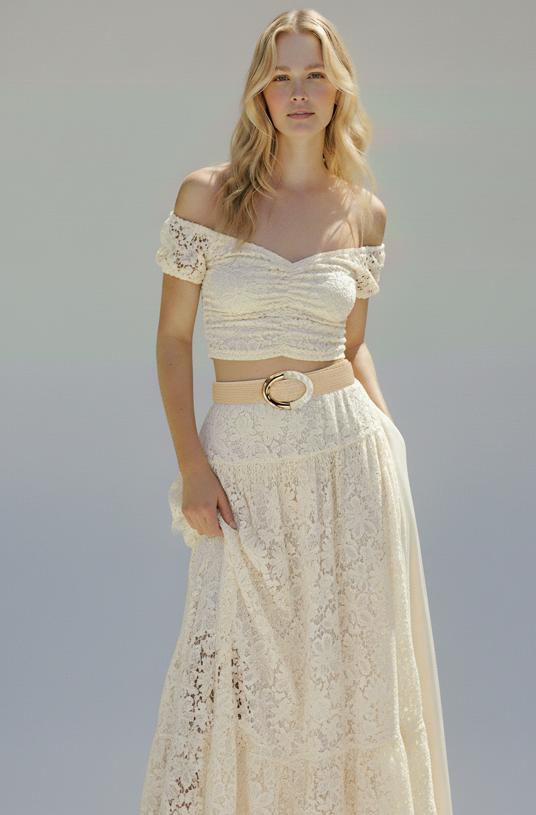 Shiny Two Toned Buckle Raffia Stretch Belt