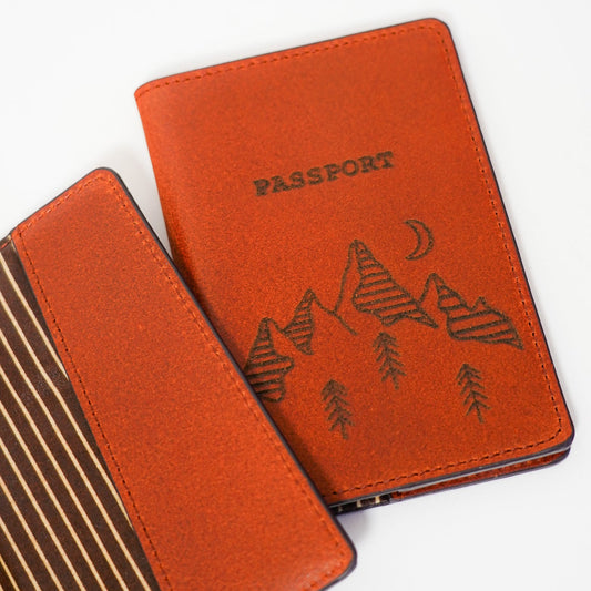4051 - Mountain Passport Holder