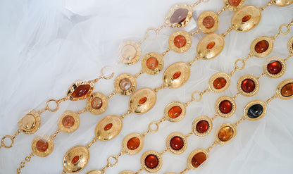 Amber Detail Gold Chain Belt