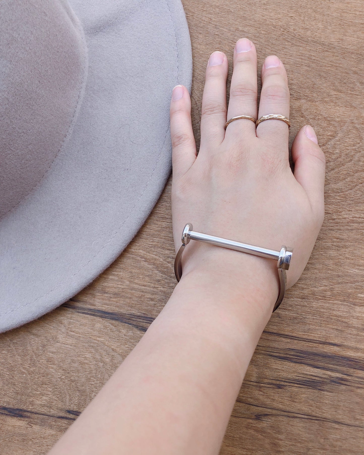 2117 - Hexagon Bar Bracelet - Wholesale Bracelet - Most Wanted USA