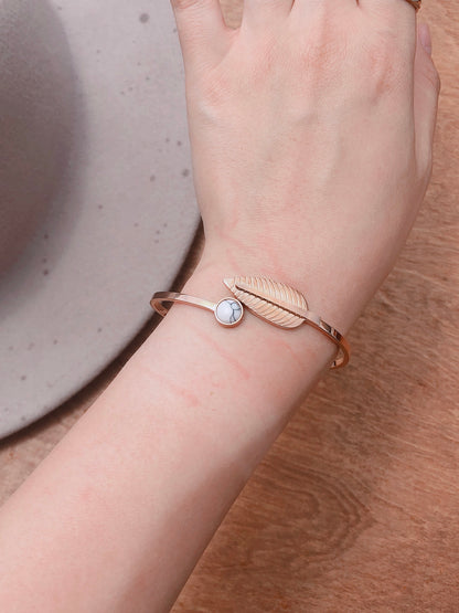 2118 - Leaf and Marble Circle Bracelet - Wholesale Bracelet - Most Wanted USA