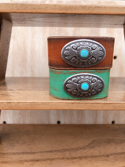 452B - Turquoise Centered Concho On Handpainted Leather Bracelet - Prepack of 4 - Most Wanted USA